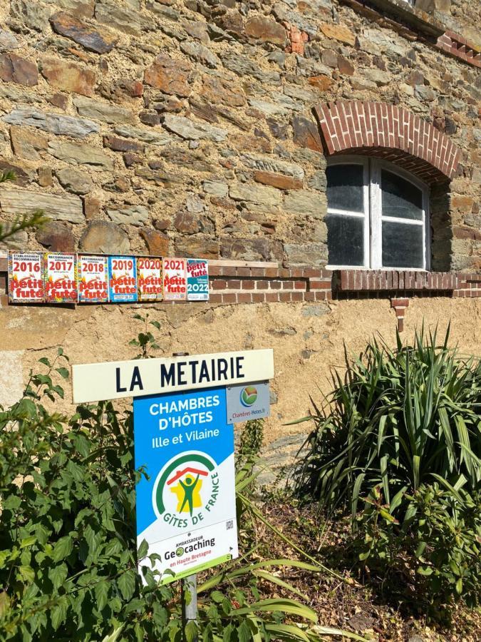 Bed and Breakfast La Metairie Domloup Exterior foto